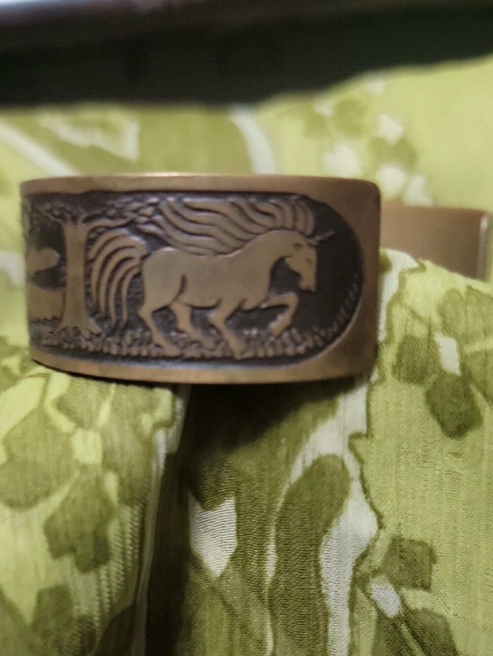 Artisan Bronze-Tone Horse Motif Cuff Bracelet - Picture 4 of 6